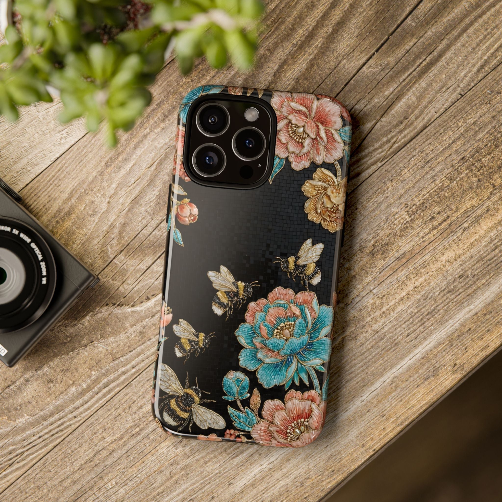 Custodia Resistente per iPhone "Api Floreali" | Cover Protettiva Vintage Rose e Bombo