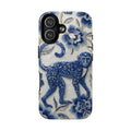 Custodia MagSafe per iPhone con Scimmia dello Zodiaco Asiatico | Custodia Protettiva con Arte in Porcellana Blu e Bianca | Regalo Anno della Scimmia