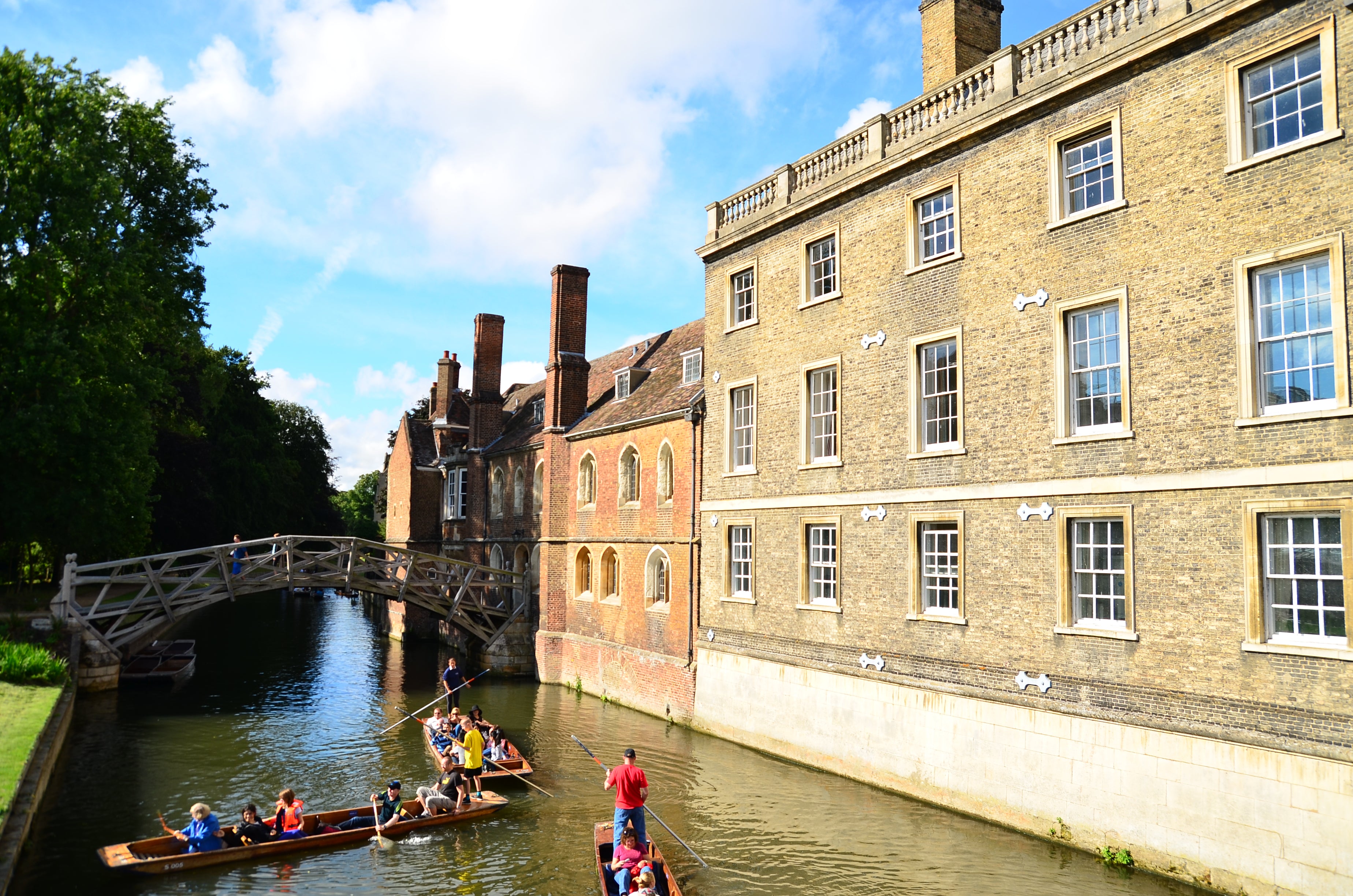 British Heritage iPhone Case | Cambridge Mathematical Bridge